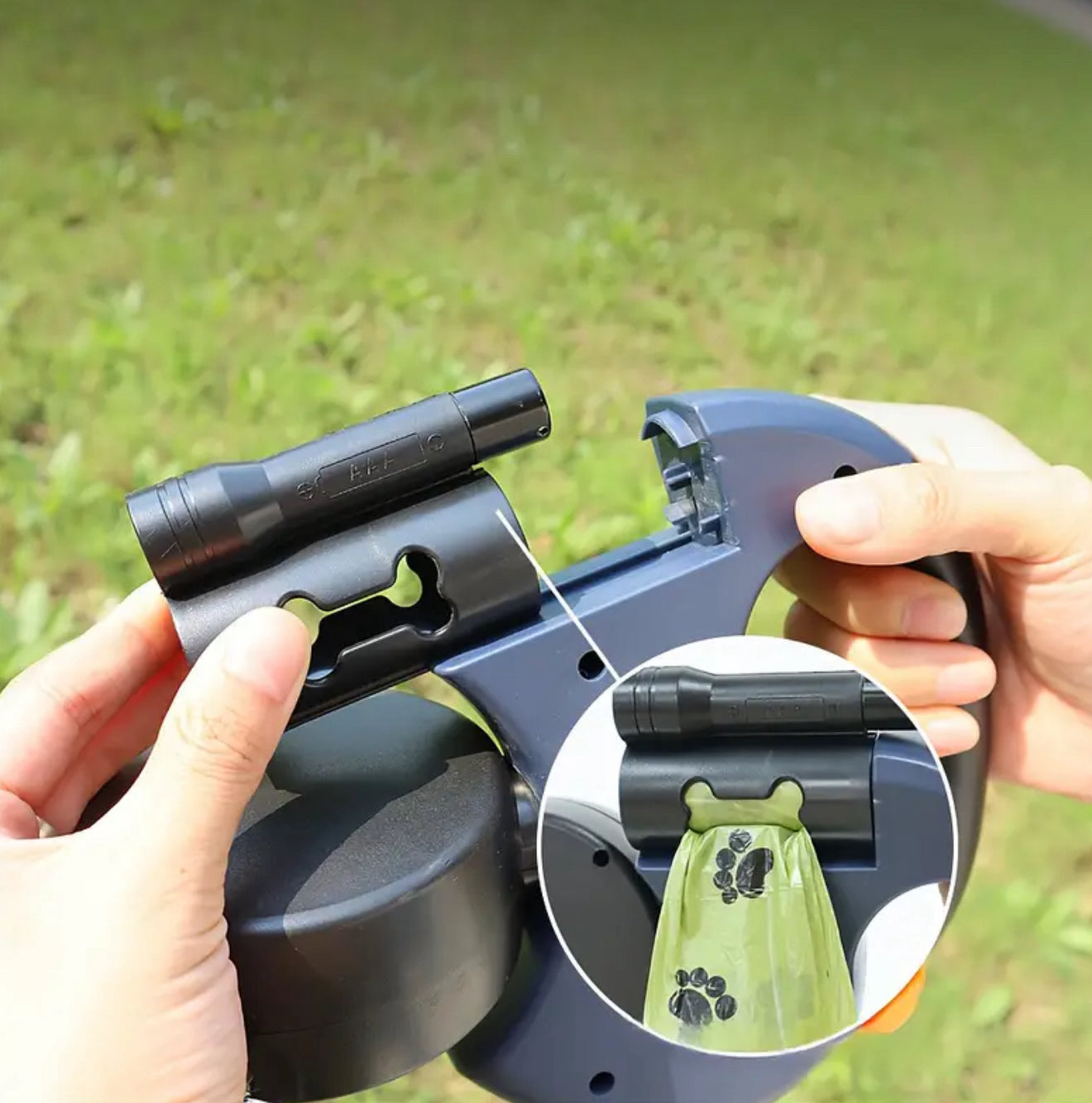 Dual Dog Automatic Retractable Leash with 360° Swivel